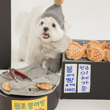 Load image into Gallery viewer, BITE ME Taiyaki Fish Bun Maker Nosework Toy
