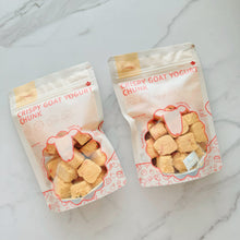 Load image into Gallery viewer, LOOPY PAWS Freeze-Dried Crispy Goat Yogurt - Pumpkin &amp; Strawberry
