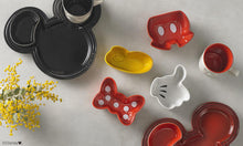 Load image into Gallery viewer, LE CREUSET Mickey Mouse &amp; Minnie Mouse - Dish Set of 4
