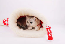 Load image into Gallery viewer, ZIWI Limited Edition Christmas Wish Stocking Cushion Bed
