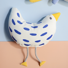 Load image into Gallery viewer, MIAOHO Blue Dotted Hen Catnip Cat Toy
